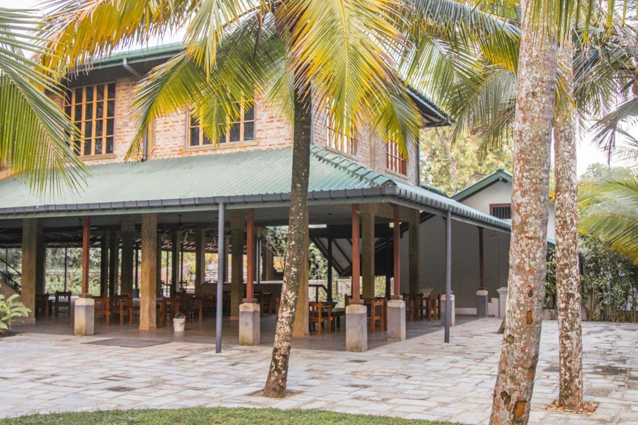 The Coastal Village Cabanas Ahangama Extérieur photo